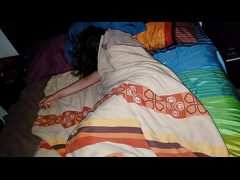 ❤️ ස්ටේප්සන් තම තරුණ සුළු මව නිදා සිටියදී ඇයට බැණ වදියි. ️❌ Fucking si.porn-milf-300.ru